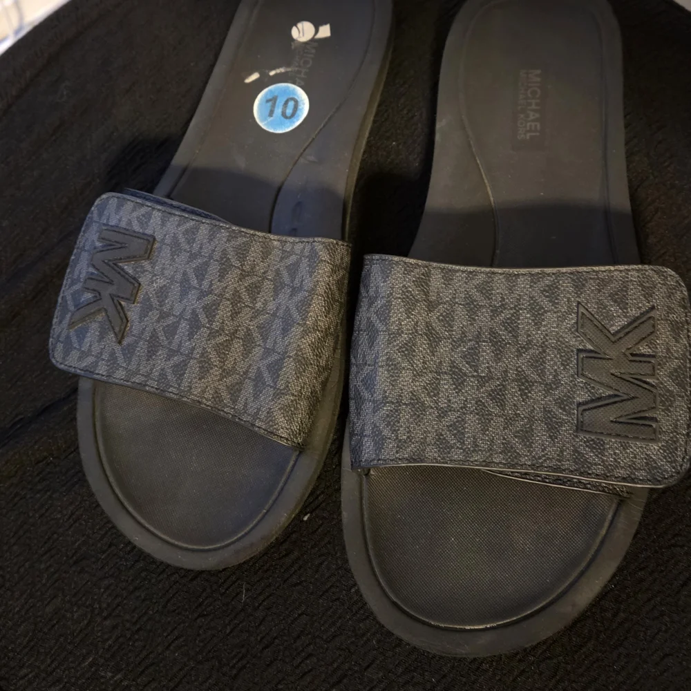 Michael Kors Gray Slide Sandals - Picture 2 of 5